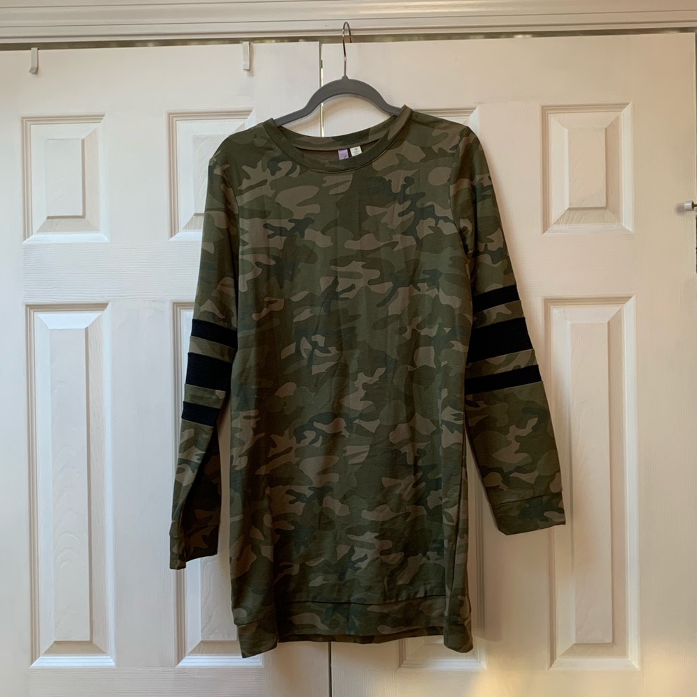 Francescas - camo sweatshirt dress